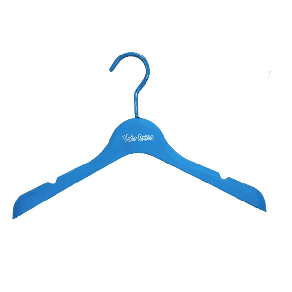 plastic hanger/other clothes rack